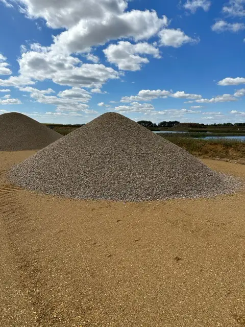 Recycled_Material_Thorney_3